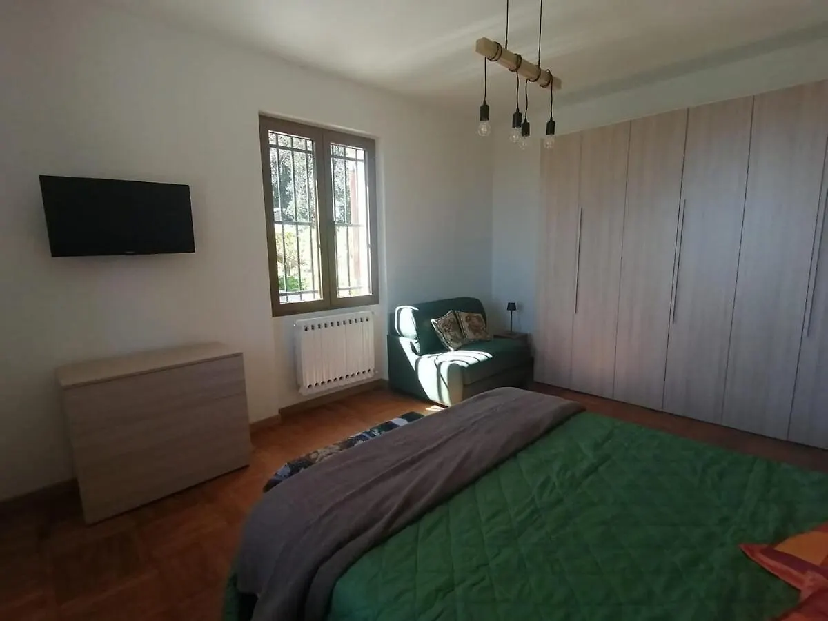 Tra Il Mare E I Monti Villa San Remo Nyaraló