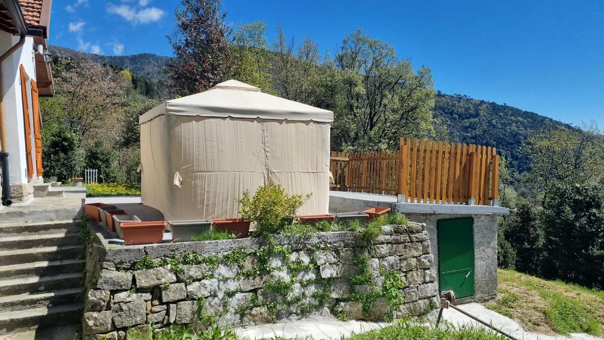 Tra Il Mare E I Monti Vila Sanremo Casa de Férias